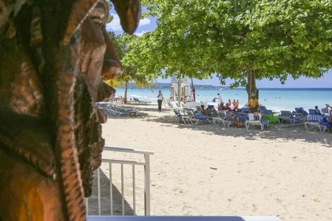 Coco Beach 4